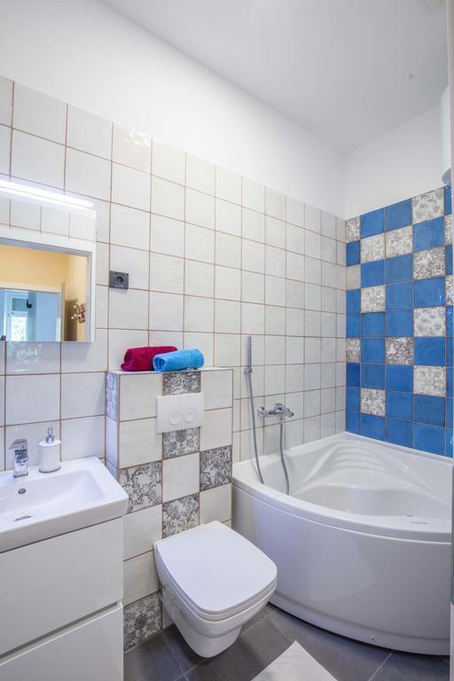 Apartments Villa Adrienne 말리로시니 외부 사진