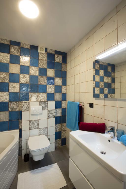 Apartments Villa Adrienne 말리로시니 외부 사진