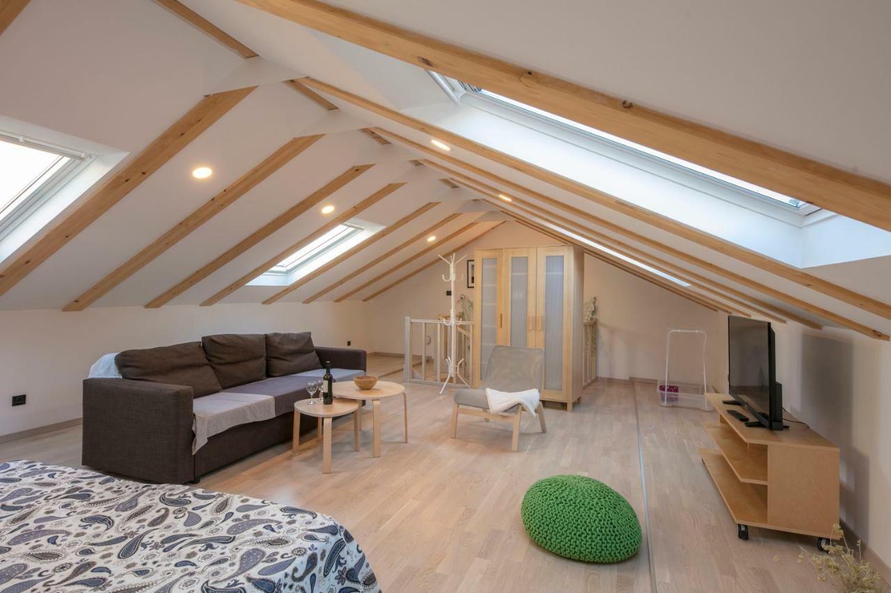 Apartments Villa Adrienne 말리로시니 외부 사진