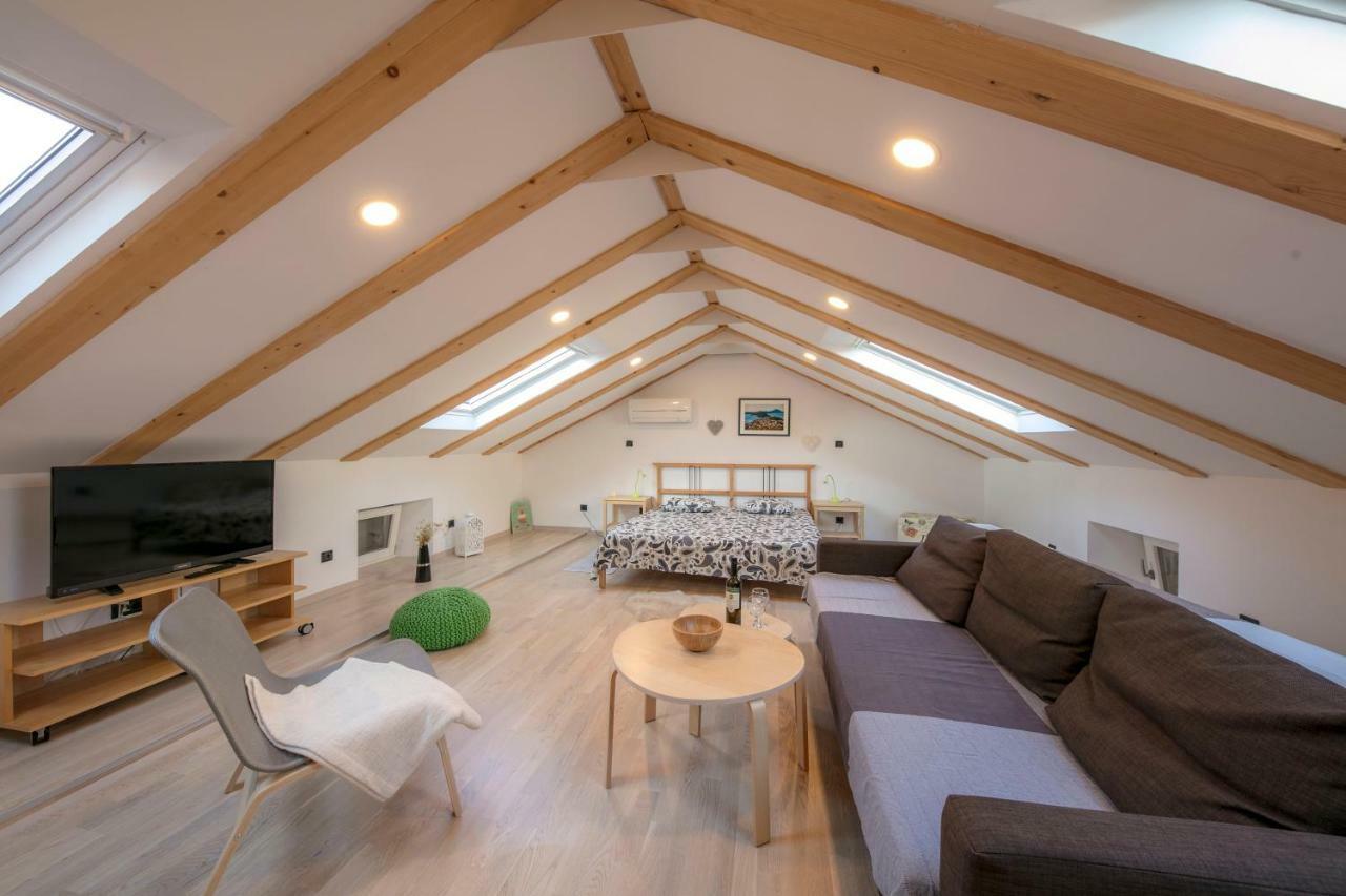 Apartments Villa Adrienne 말리로시니 외부 사진